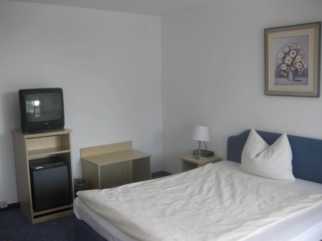 Hak Hotel Am Klostersee Sindelfingen Szoba fotó